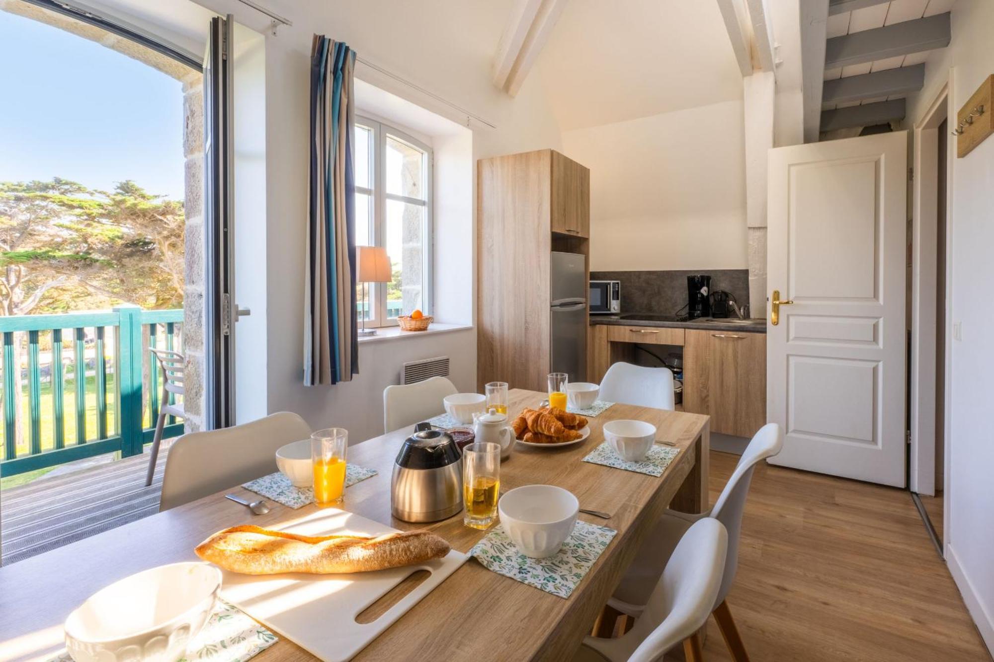 Residence Odalys Valentin Plage Batz-sur-Mer Exterior photo